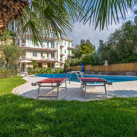 Hotel Residence Garden Alassio Zewnętrze zdjęcie