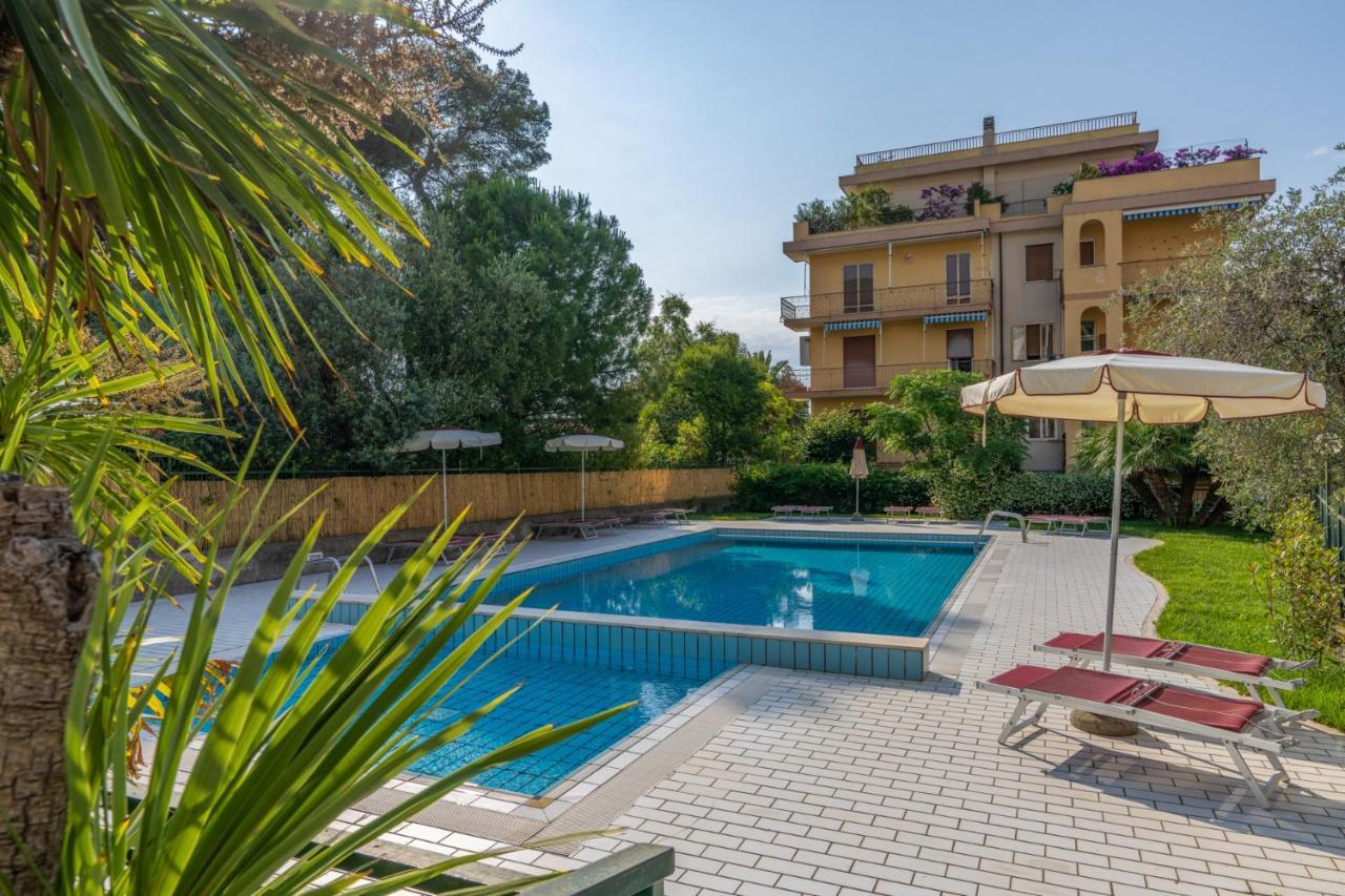 Hotel Residence Garden Alassio Zewnętrze zdjęcie
