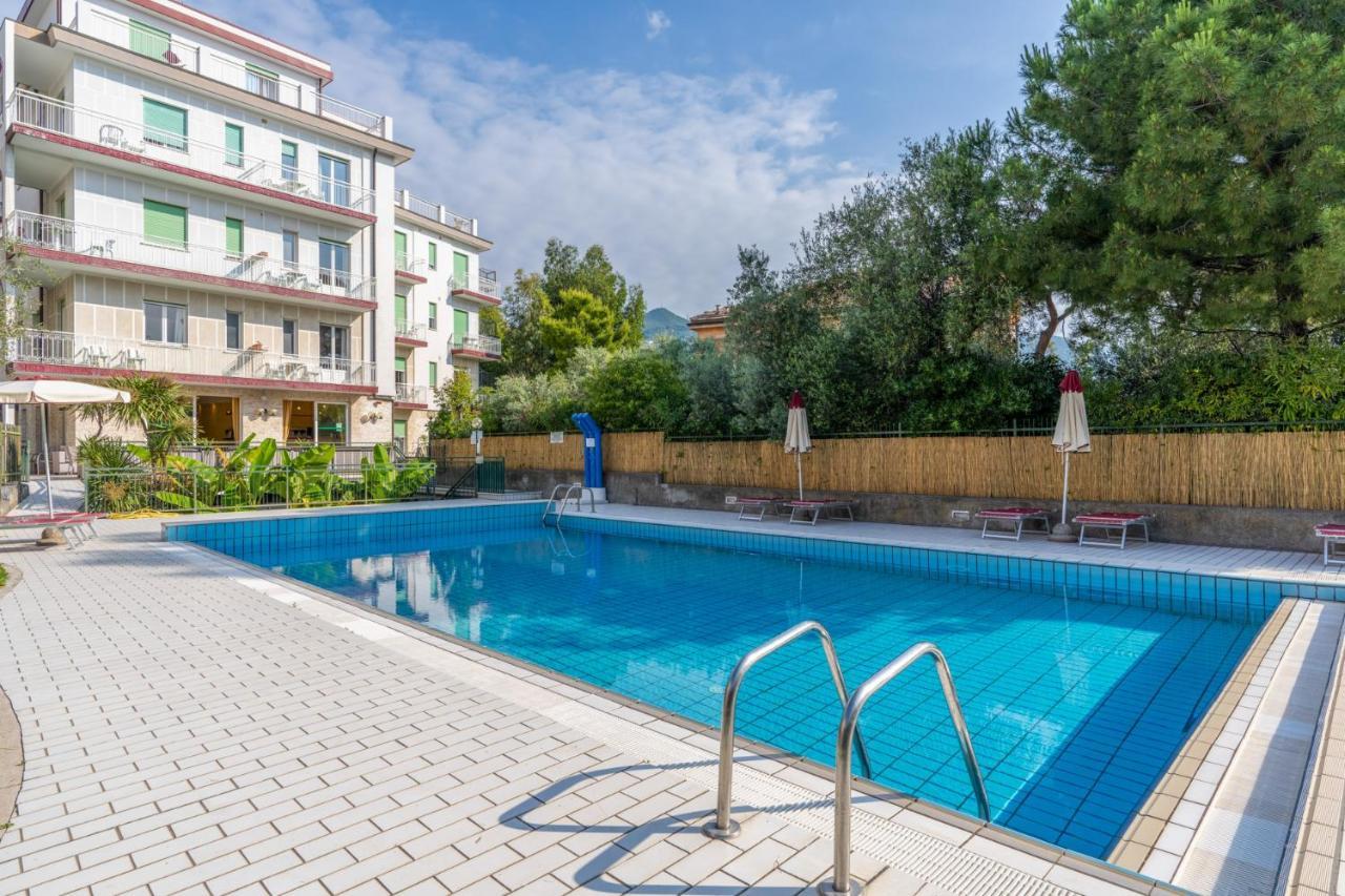 Hotel Residence Garden Alassio Zewnętrze zdjęcie